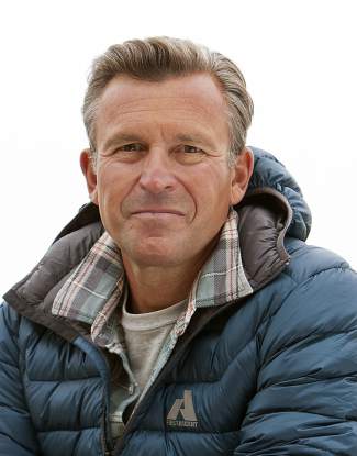 Extreme climber to give talk in Incline