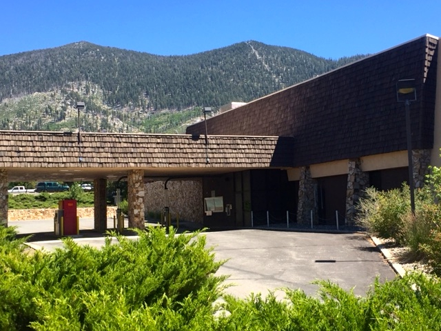 The Stateline Wells Fargo could become a mixed use commercial-residential development. Photo/LTN