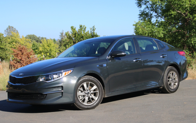 The 2016 Kia Optima LX Turbo has incredible fuel economy and performance combined. Photos/Larry Weitzman