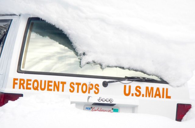 Post office sets deadlines for holiday mail