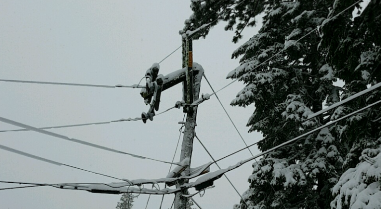Calif. considers sharing control of power grid