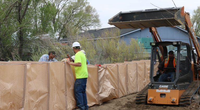 Crews work to limit flooding on Carson River