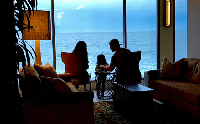 Monterey Tides awash in ocean splendor