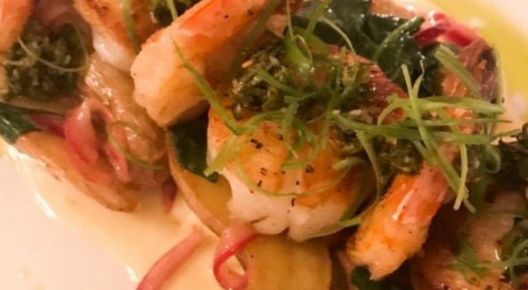 Review: Lake House restaurant more than satisfies