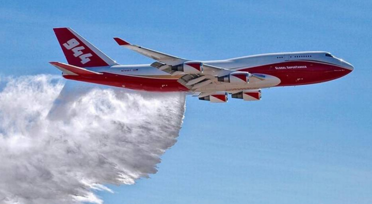 Calif. allows aerial SuperTanker to re-join fire fight
